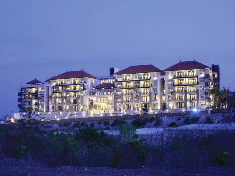 Swiss-Belhotel Bay View Villa Нуса-Дуа Экстерьер фото