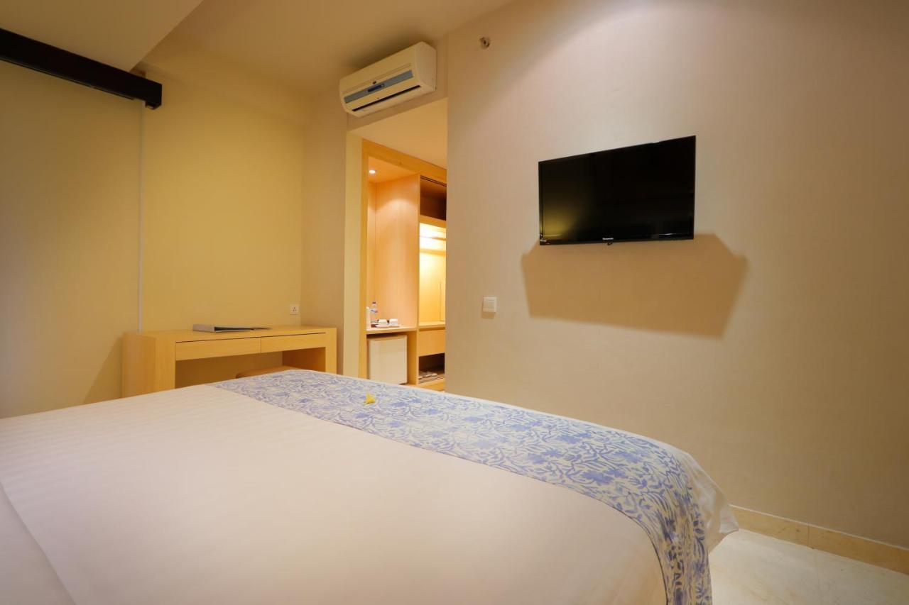 Swiss-Belhotel Bay View Villa Нуса-Дуа Экстерьер фото